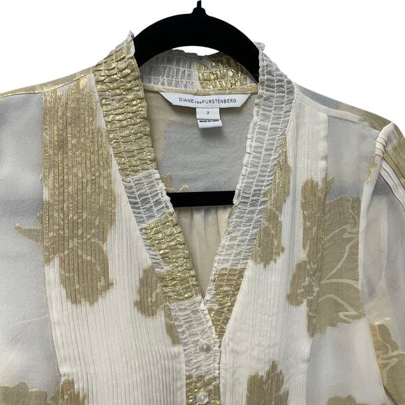 Diane von Furstenberg Ivory Gold Foil Floral Print Sheer Silk Layla Top Size 2 - Picture 5 of 10